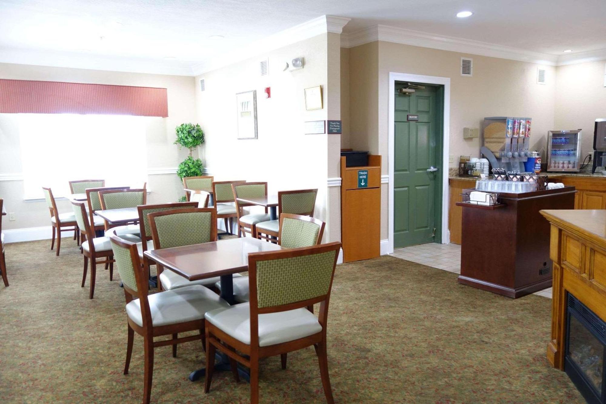 Country Inn & Suites By Radisson, Biloxi-Ocean Springs, Ms Ngoại thất bức ảnh